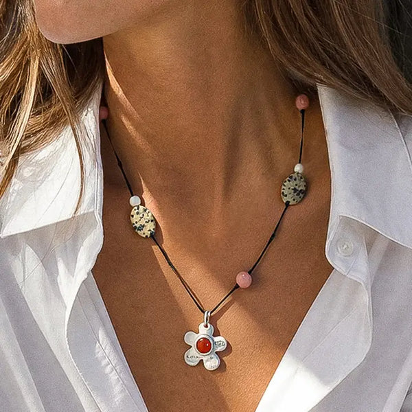 Tallulah Silver Western Beaded Flower Necklace