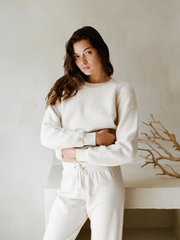 Lera Inverted Pullover