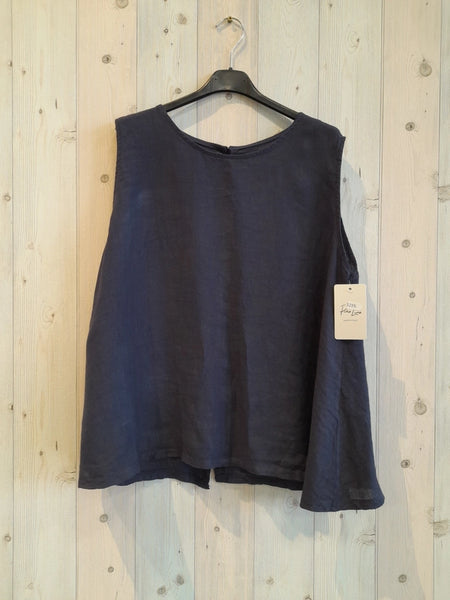 Sleeveless T-Shirt With Linen Buttons