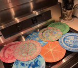 Grandmillennial China Plate Cutting Board: Reticulated Rose Medallion
