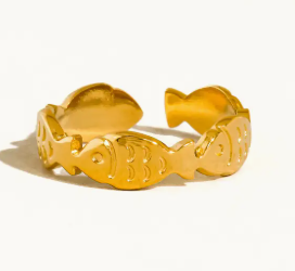 Livia 18K Gold Non-Tarnish Fish Wrap Open Ring