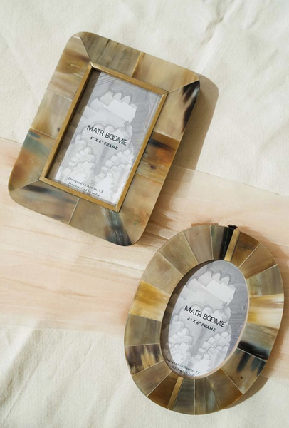 Kachhua Oval Picture Frame