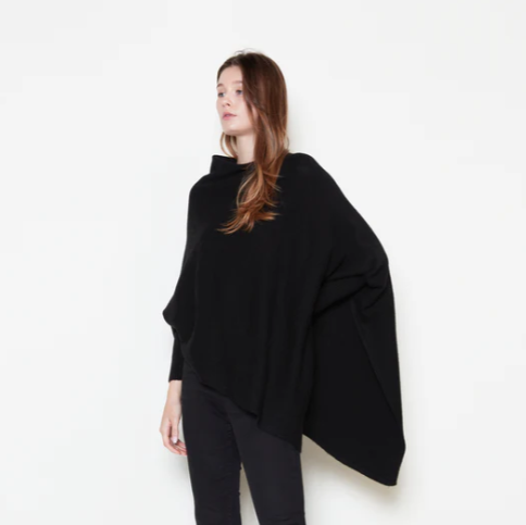 Basic Triangle Poncho with Sleeves