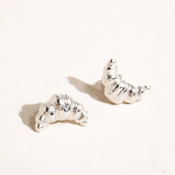 Croissant Stud