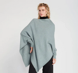 Basic Triangle Poncho with Sleeves