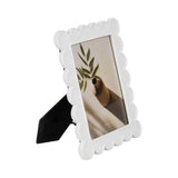 Resin Casual Scallop Edge Photo Frame