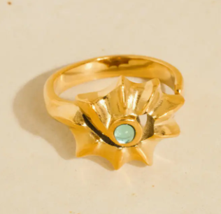 Vino Seashell Statement Ring | 18K Gold Non-Tarnish