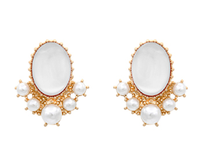 Oval Pearl Gold Earring