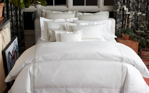 Matouk Classic Chain Duvet Cover Collection